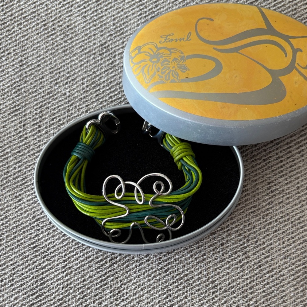 Fossil Women's Bracelet with Green and Silver Design